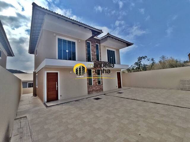 #423 - Casa para Venda em Maricá - RJ
