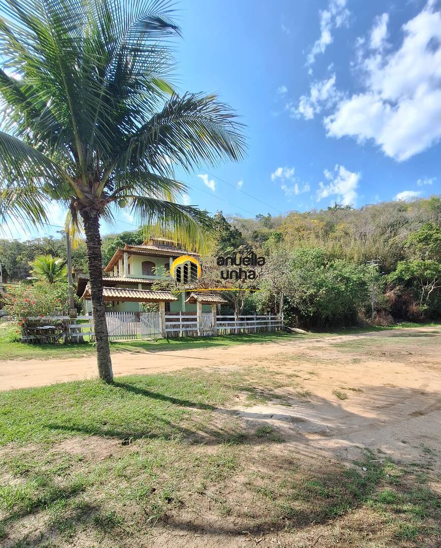 Casa, 4 quartos, 200 m² - Foto 1