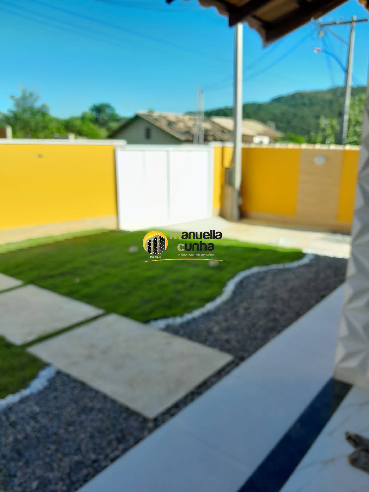 Casa à venda com 2 quartos, 64m² - Foto 4