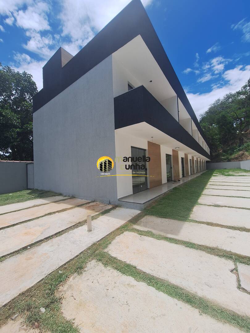 Casa, 2 quartos, 67 m² - Foto 1