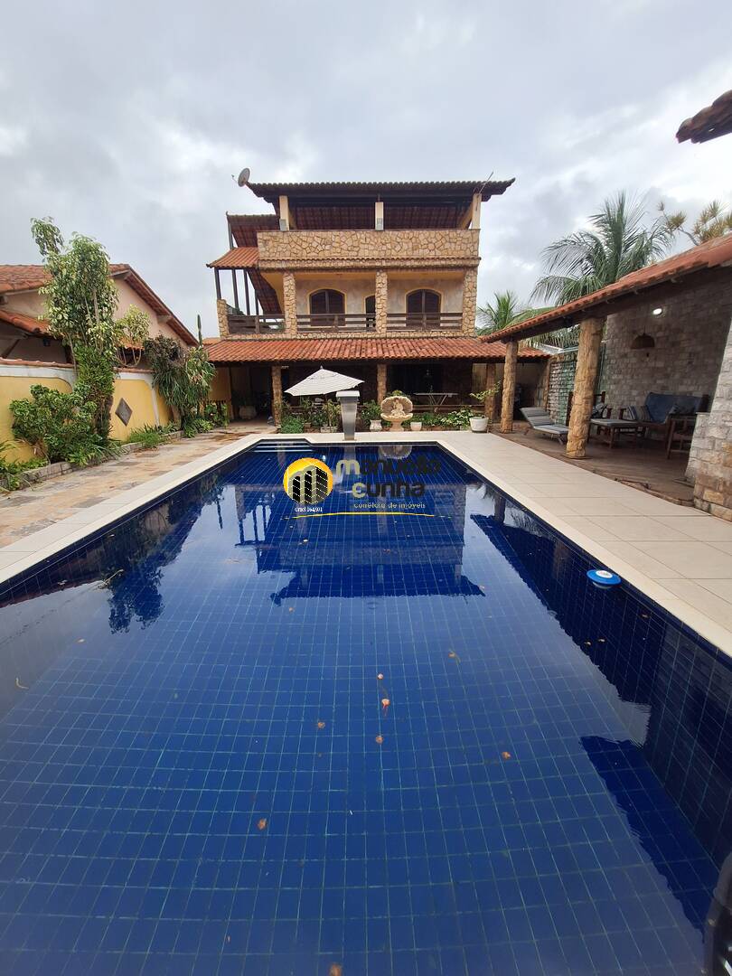 Casa, 5 quartos, 300 m² - Foto 1