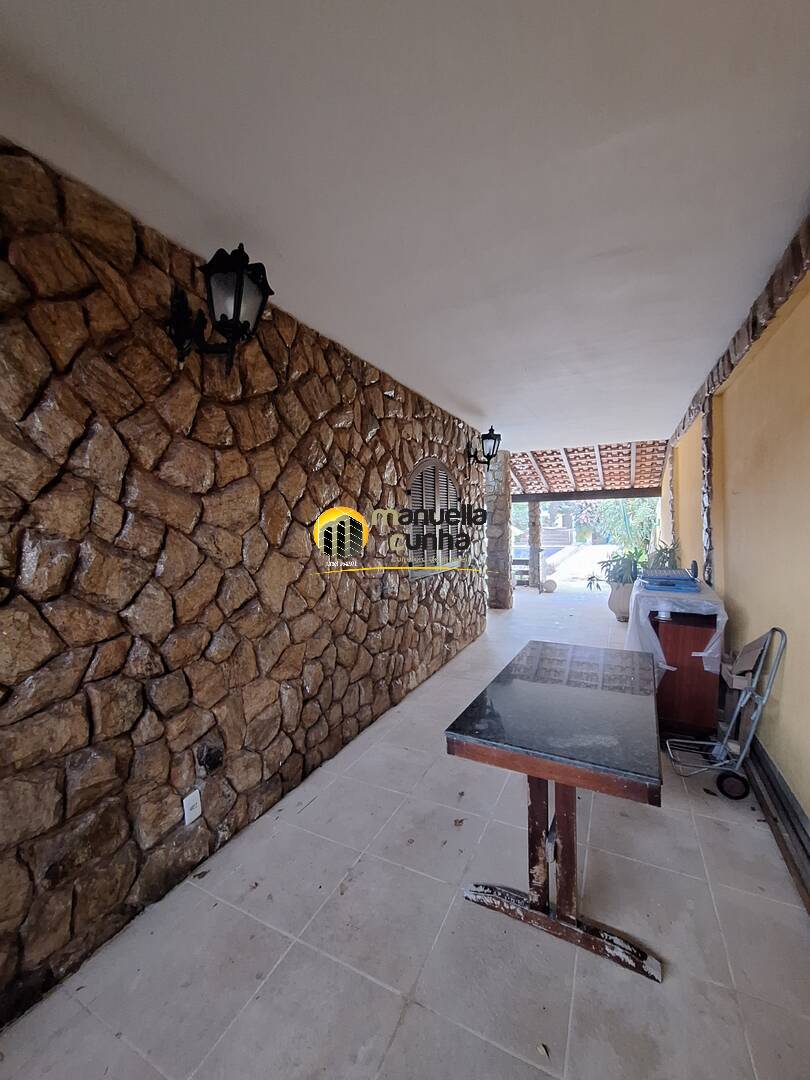Casa, 5 quartos, 300 m² - Foto 19